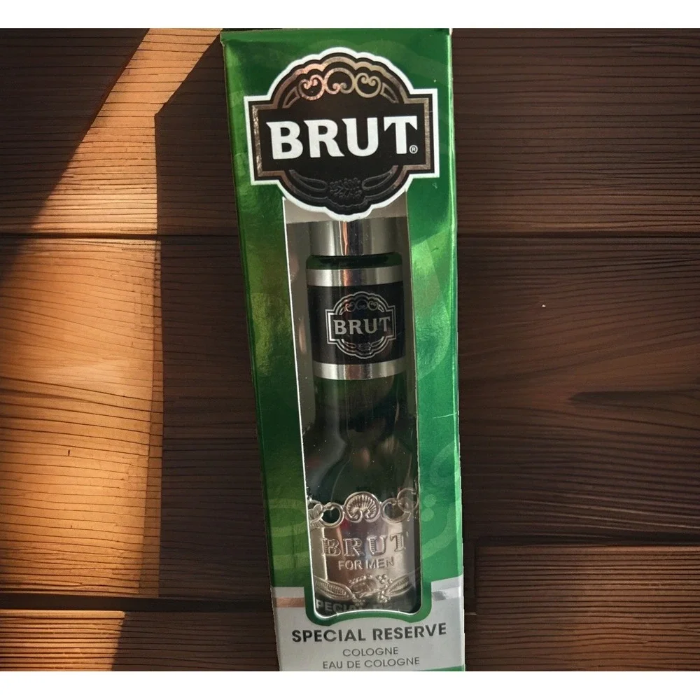 Brut Special Reserve Cologne 3 oz Spray forMen Vintage Glass Bottle New In Box